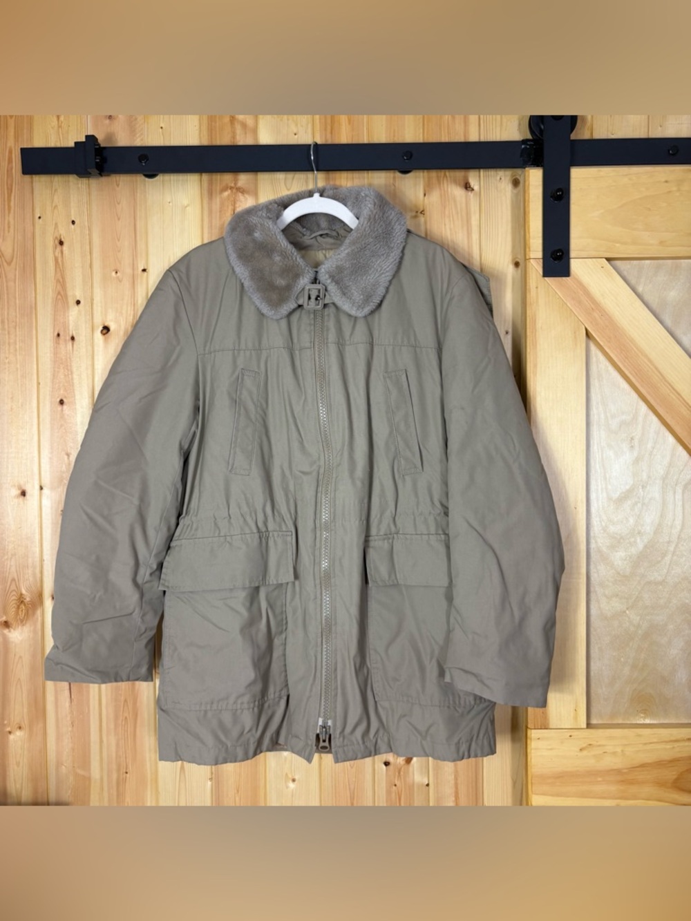 Vintage Mighty Mac Quilted Winter Coat Zipper Hood Grey 40 REG Out O Gloucester